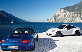 Porsche 911 Carrera GTS