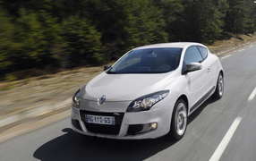 Обновленный Рено Меган Купе