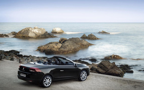 Renault Megane Coupe Cabriolet на побережье