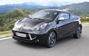 Renault Wind in mountain