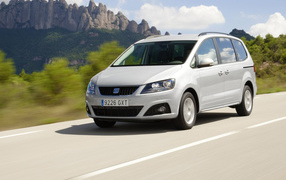 Сиат Альхамбра