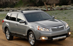 Субару Оутбек в движении
