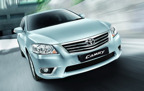 Тойота Камри