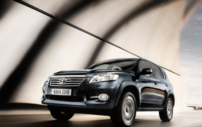 Toyota RAV4 управляй мечтой