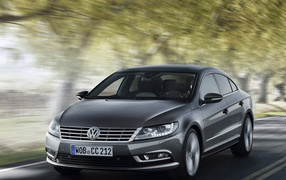 Volkswagen-Passat CC в движении