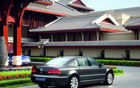 Волксваген Фаетон 2011