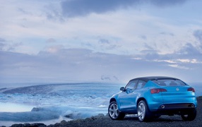 Автомобиль Volkswagen у моря