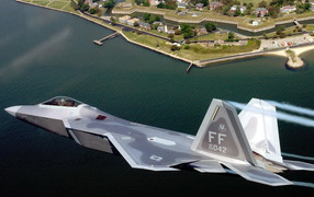 Истребитель в небе