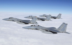 Летающее трио