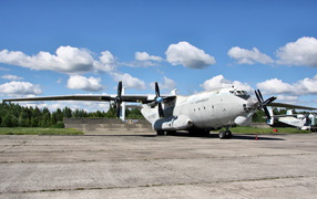 aircraft AN-22