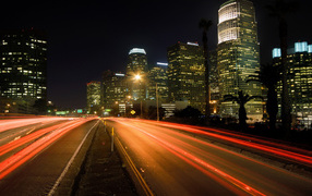 Ночное движение в городе