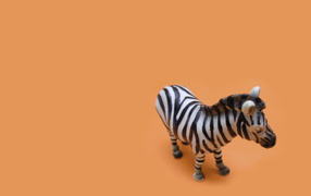 Игрушечная зебра