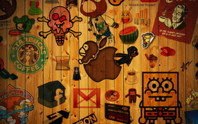 Стена значков и логотипов