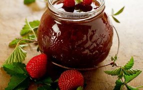 Ягодное варенье