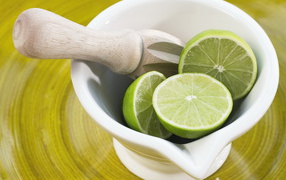 Лайм в ступке