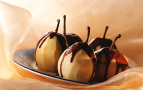Груша в шоколаде
