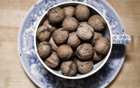 Грецкие орехи