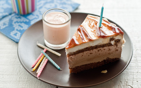 Кусочек праздничного торта