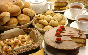 Торт, пирожное и булочки