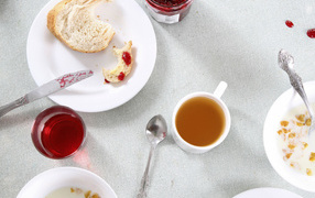 Завтрак с джемом