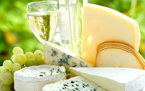 Cheese, grapes and wine