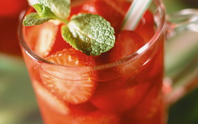 Ягодный коктейль