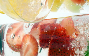 Фруктовый коктейль