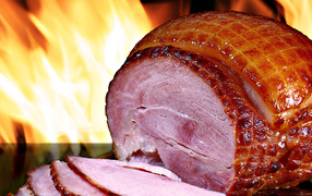 Сочный мясной рулет