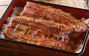 Жаренная рыба с рисом