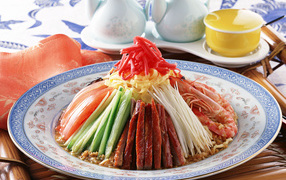 Мясо и креветки