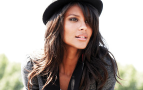 жаркая модель Эмануэла де Паула