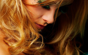 Рыжеволосая краса