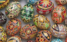 Узоры на Пасхальных яйцах
