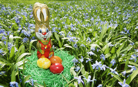 Яйца и Пасхальный заяц