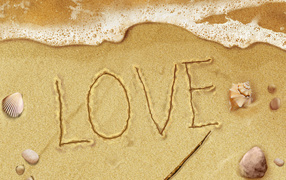 Надпись на песке