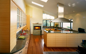 Кухня с камином