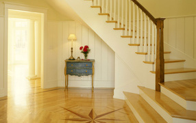 Комната с выходом на лестницу