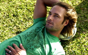 Josh Holloway