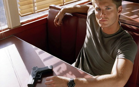 Актер из сериала Сверхестественное