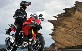 Ducati Multistrada 1200S