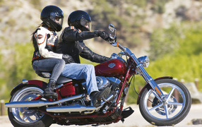 Харлей Девидсон FXCWC