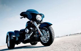 Харлей Девидсон TRIKE FLHXXX