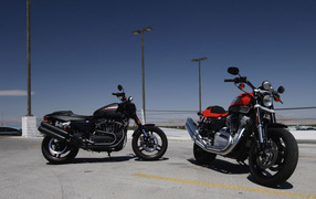 Харлей Девидсон ХР