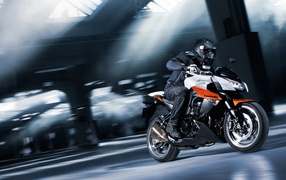 Кавасаки Z 1000