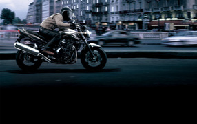 Сузуки GSF 125 Бандит в движении