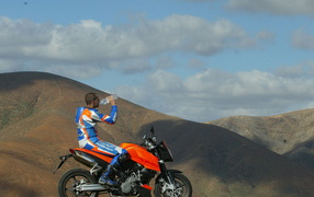 KTM 990 Супер минуты спокойствия