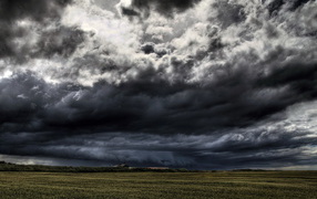 Грозовые тучи