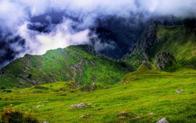 Высоко в горах