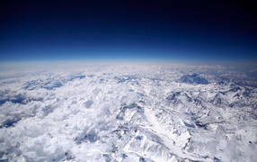 Вид сверху на горы