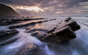 Прибрежные камни